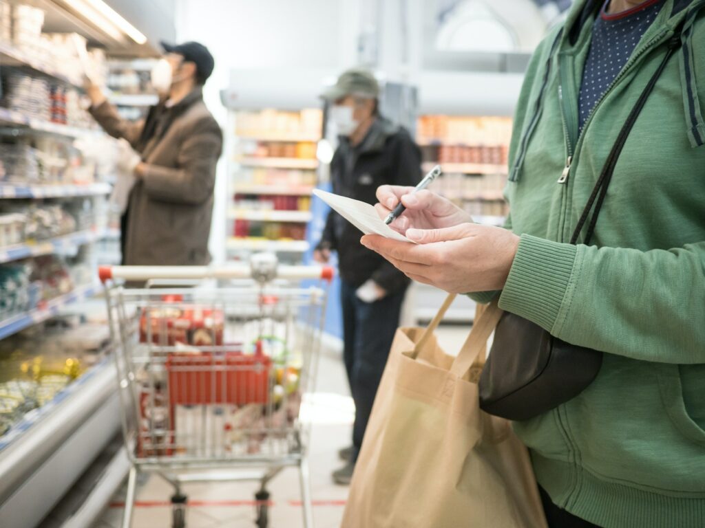 Découvrez la liste des courses essentielle pour une cuisine saine et